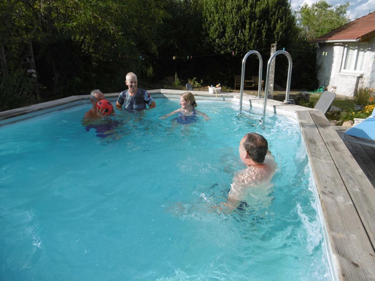 Le Chat Qui Peche B&B Chateauneuf-la-Foret Exterior foto